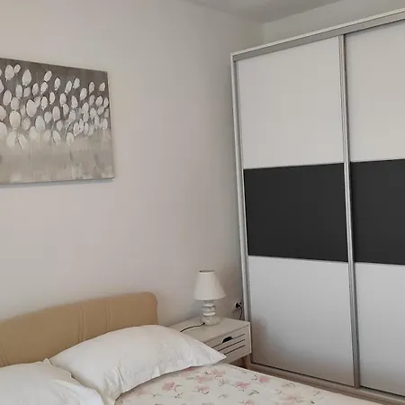 Apartman Iva Apartment