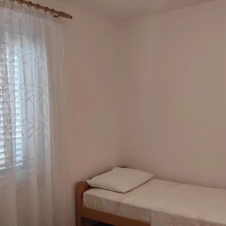 Apartment Apartman Iva
